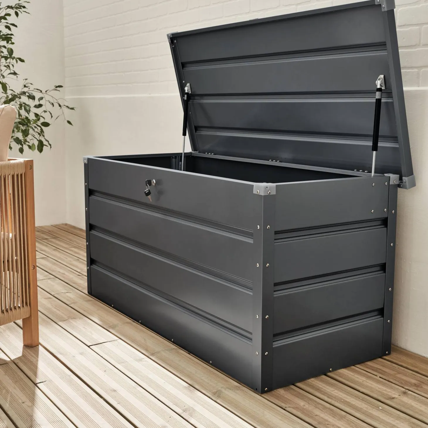 Arca de jardim em metal 385L