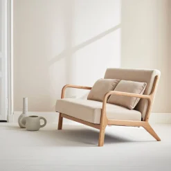 Banco de design em madeira e tecido