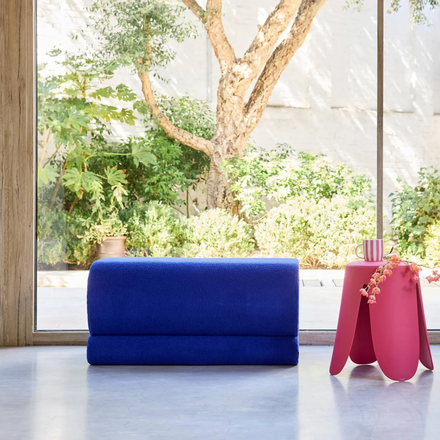 Banco design revestimento bouclé 1-2 lugares
