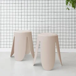 Banco empilhável em tecido bouclé, set de 2