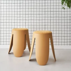 Banco empilhável em tecido bouclé, set de 2