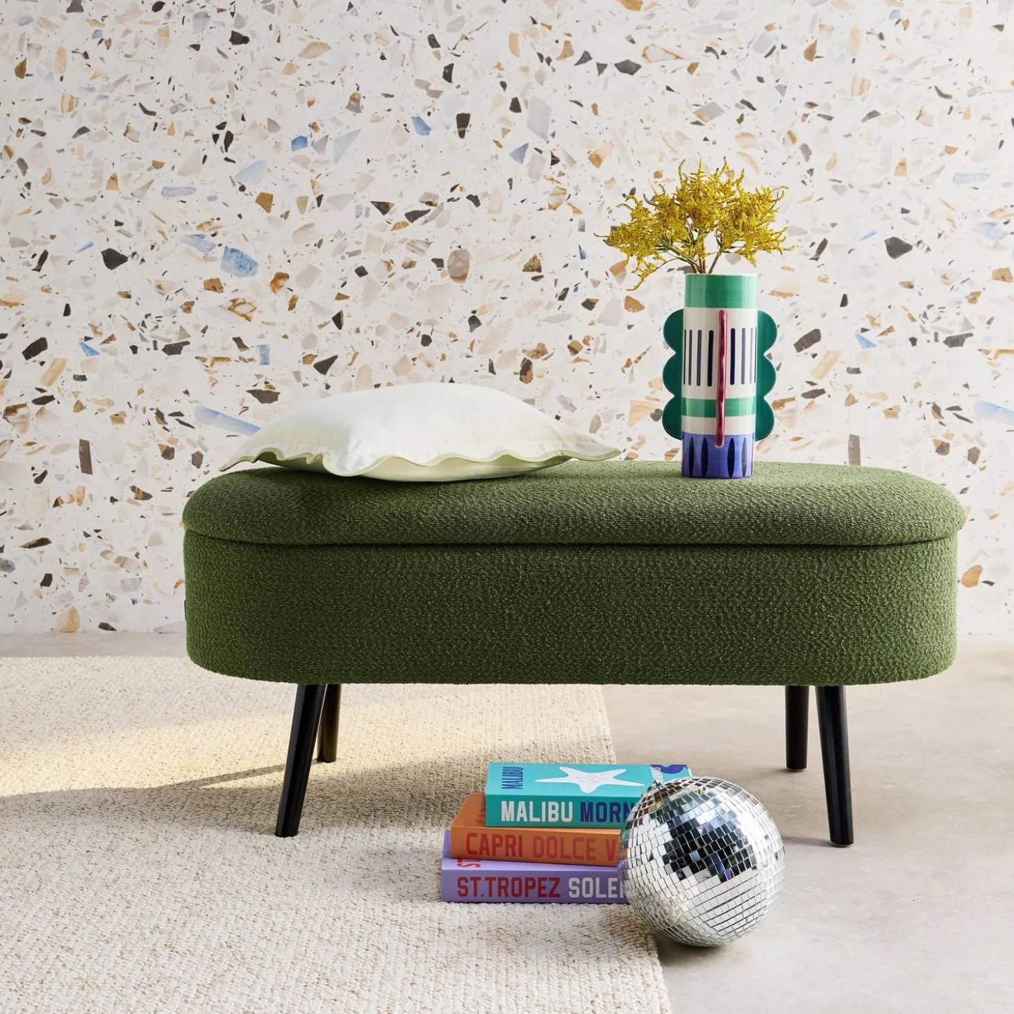Banco, extremidade da cama com revestimento de boucle