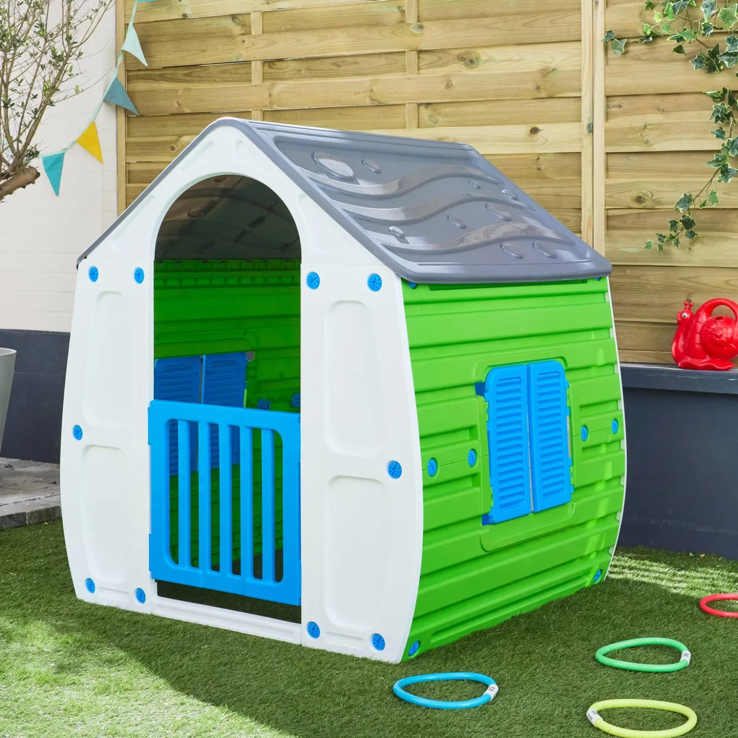 Cabana de plástico para crianças