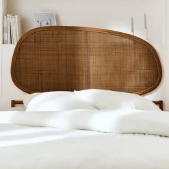 Cabeceira de cama em rattan escuro