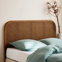 Cabeceira para cama em vime escuro e cana