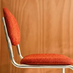 Cadeira em tecido chenille com estrutura em metal, set de 2