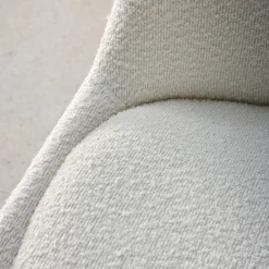 Cadeira escandinava de madeira e boucle texturizado, set de 4