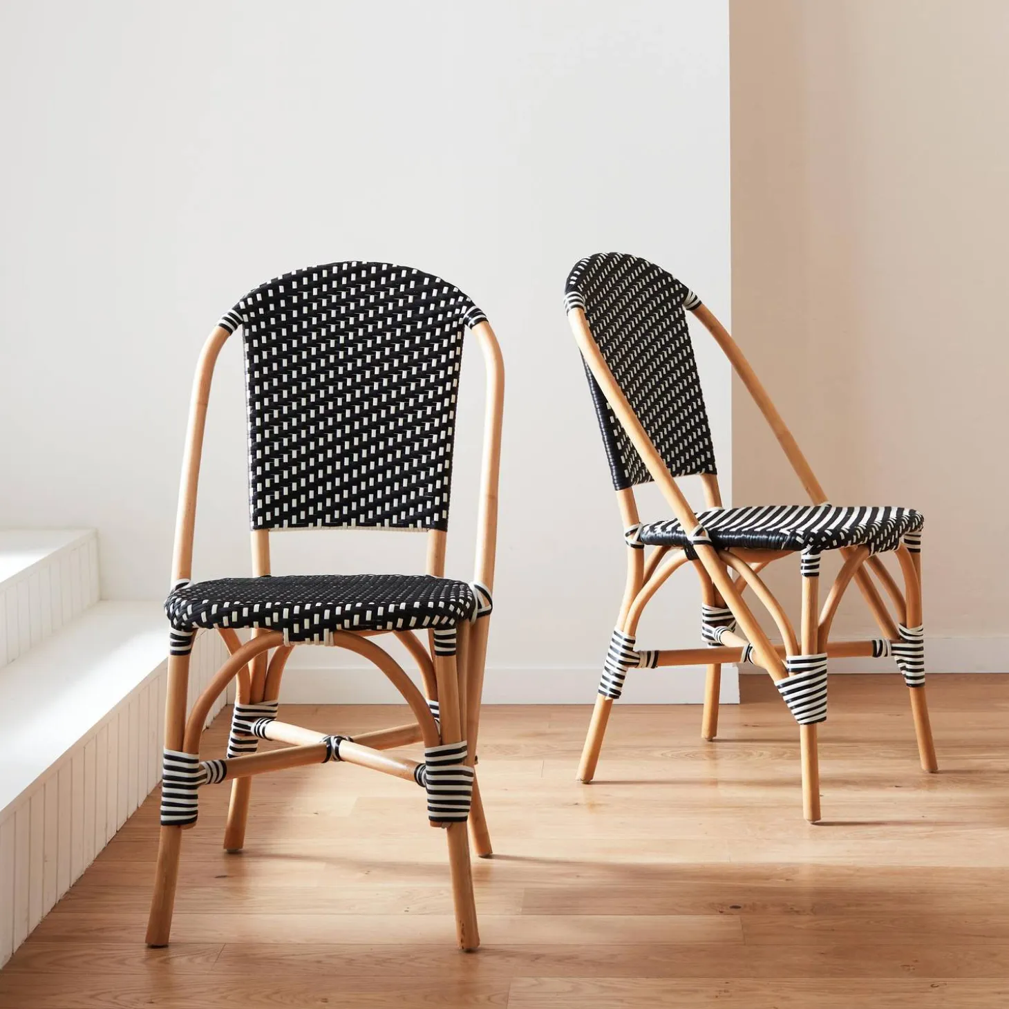 Cadeira estilo bistrô revestida em rattan, set de 2