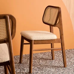 Cadeira vintage de madeira de seringueira e boucle, set de 2