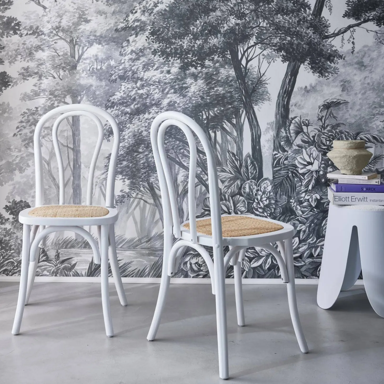 Cadeira vintage em madeira e revestida em rattan, set de 2