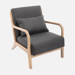 Cadeirão de design em madeira e tecido
