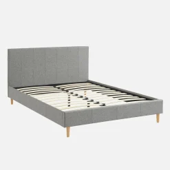 Cama com base de ripas e cabeceira 140x190cm, acabamento em tecido simple