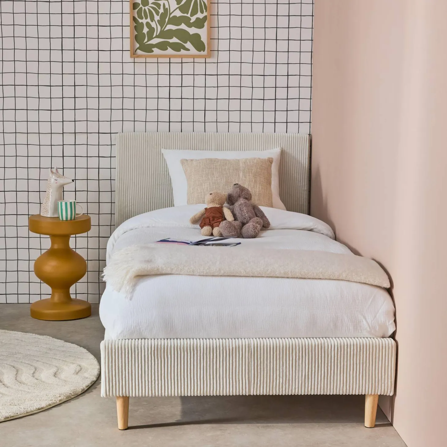 Cama com base de ripas e cabeceira 90x190cm, em veludo canelado fino