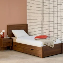 Cama com estrado de ripas e cabeceira 90x190cm + 4 gavetas