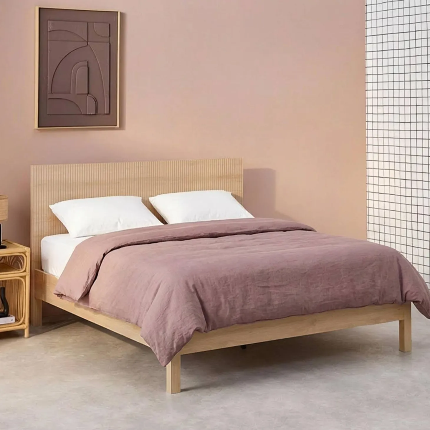 Cama com estrado de ripas e cabeceira, 140x190cm decoração em madeira