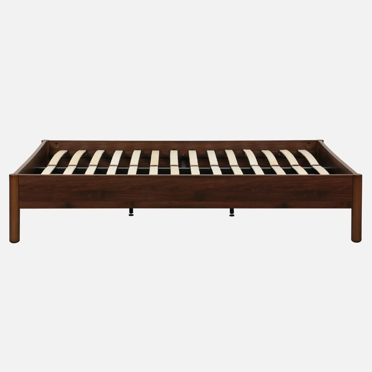 Cama com estrado de ripas 140x190cm com acabamento em madeira