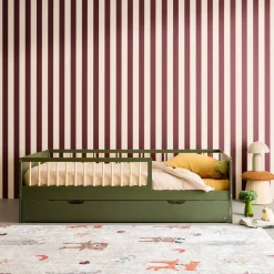 Cama infantil de 190 cm em madeira de pinho com estrado de ripas e gaveta extraível