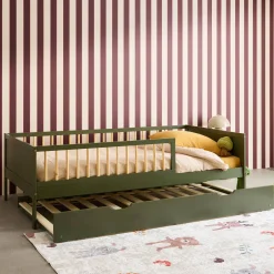 Cama infantil de 190 cm em madeira de pinho com estrado de ripas e gaveta extraível