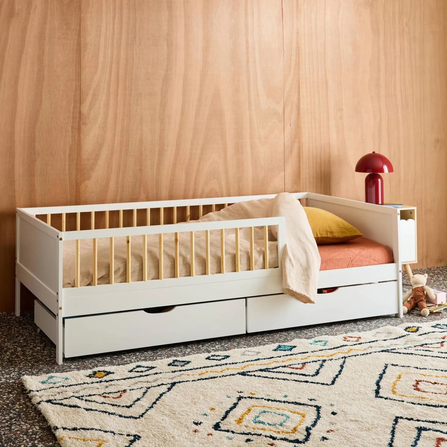 Cama ninho infantil 190cm pinho natural com estrado de ripas e gavetas