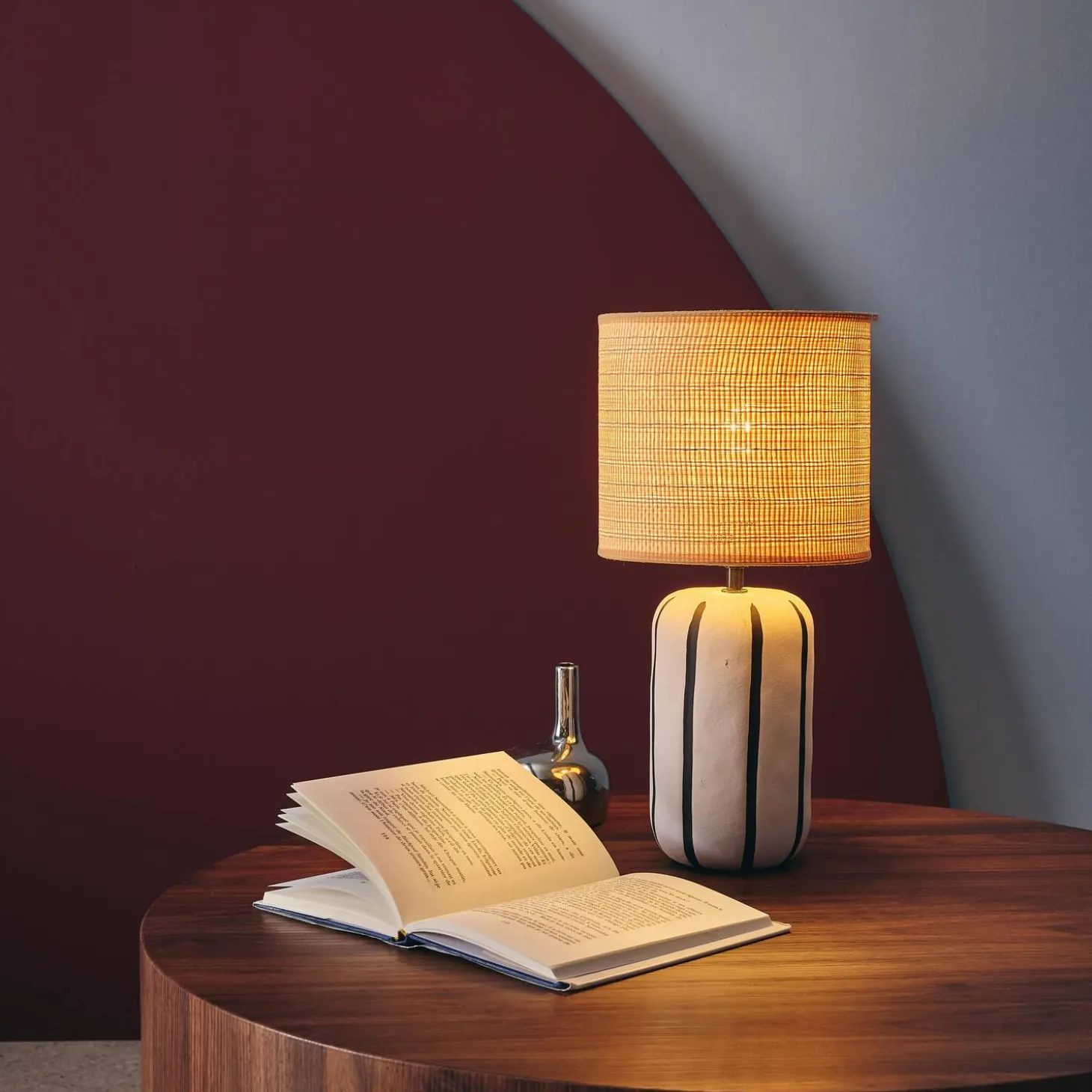 Candeeiro de mesa de cerâmica com efeito rattan, 41cm
