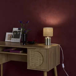 Candeeiro de mesa de cerâmica com abajaur de efeito rattan