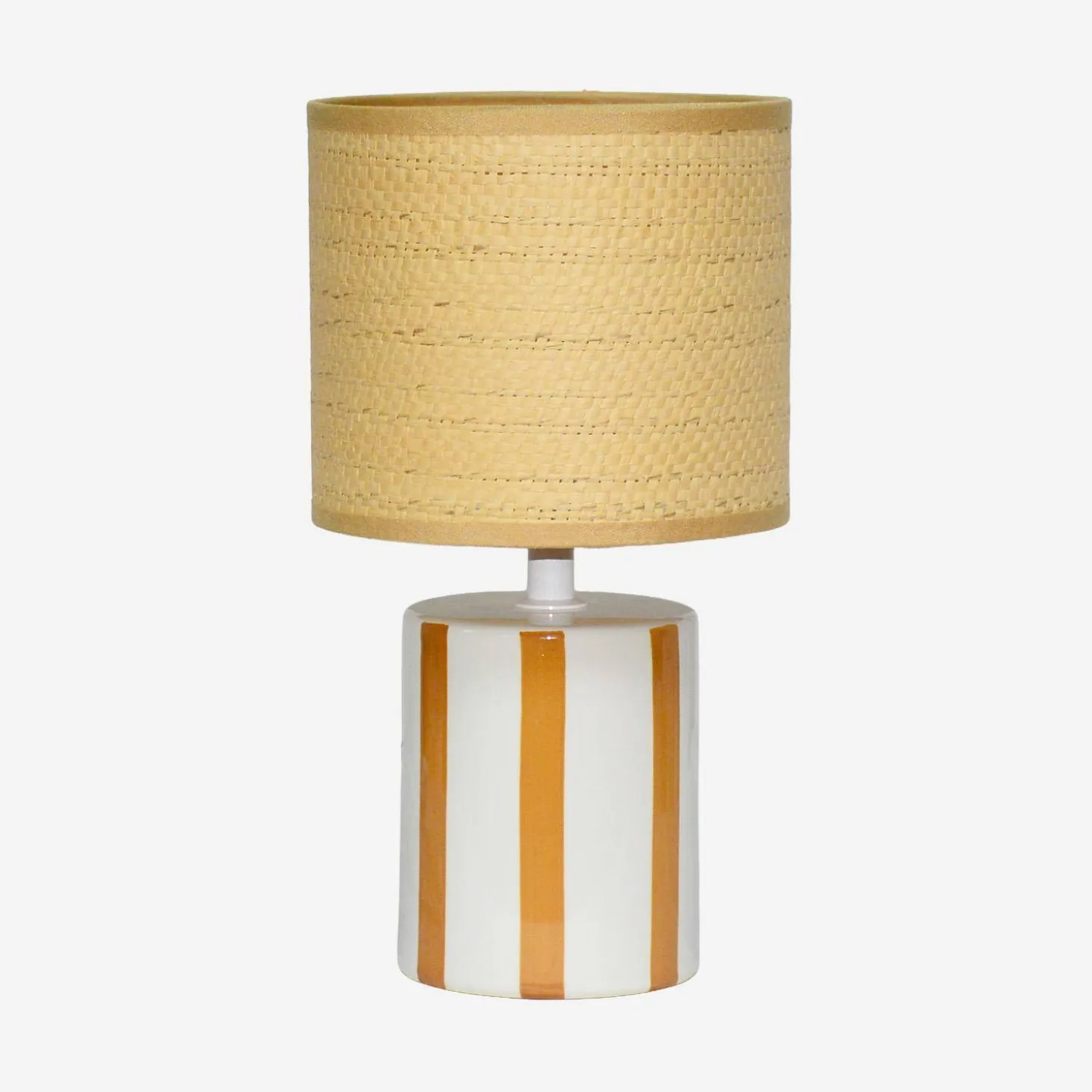 Candeeiro de mesa de cerâmica com abajaur de efeito rattan