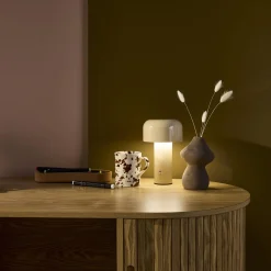 Candeeiro de mesa LED em metal, 13cm