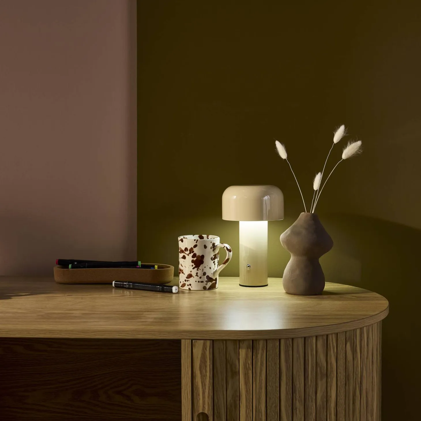 Candeeiro de mesa LED em metal, 13cm