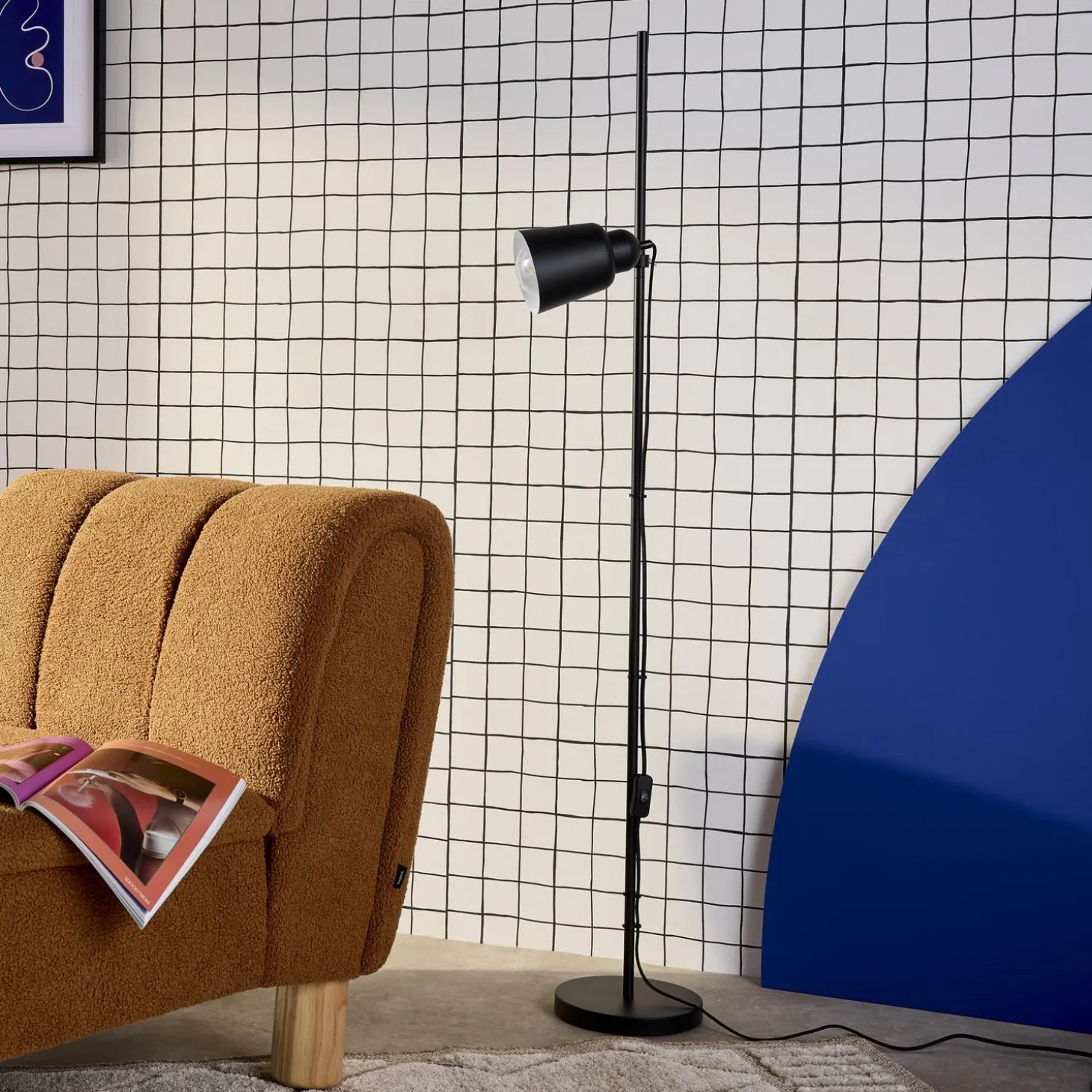 Candeeiro de pé interior em metal, 145cm