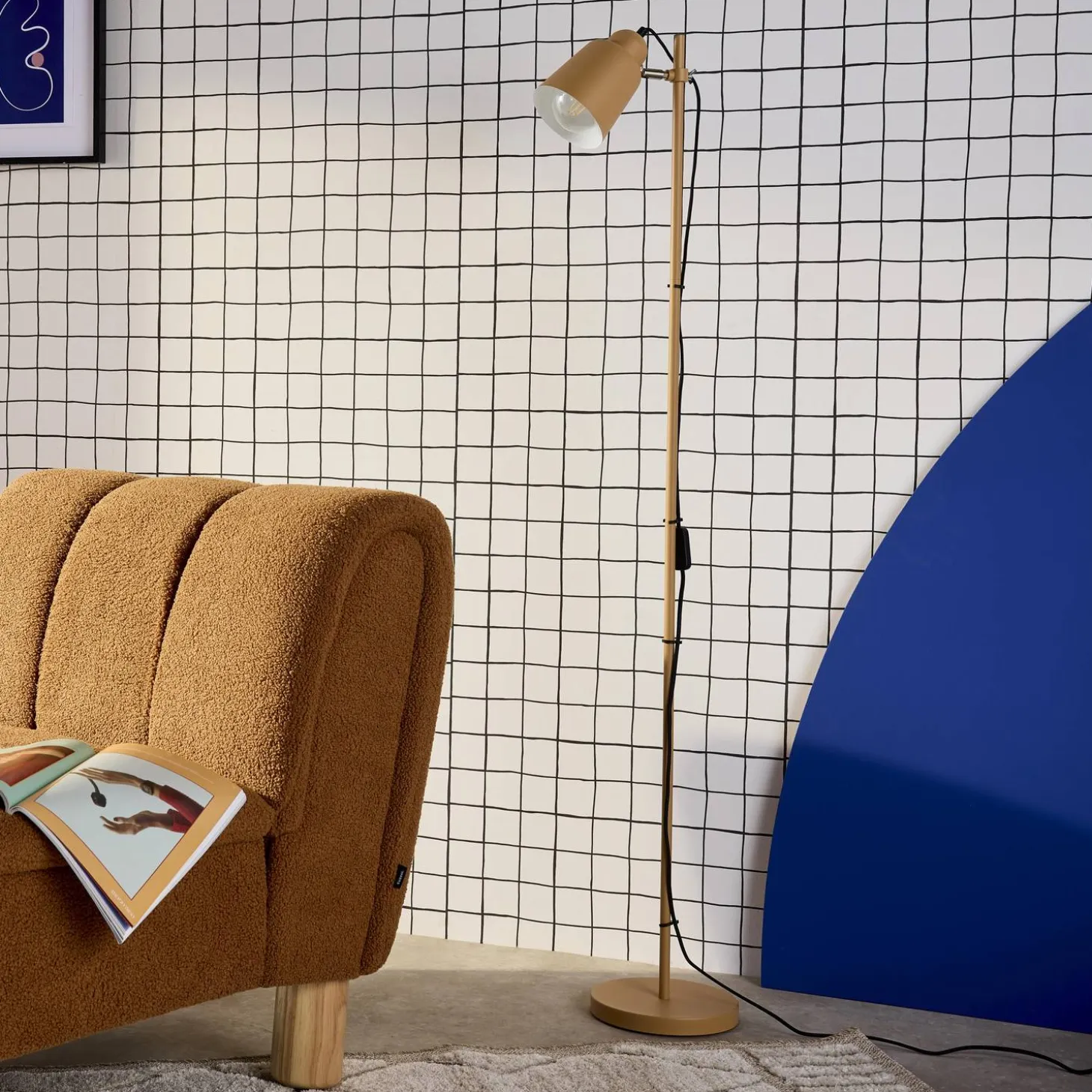 Candeeiro de pé interior em metal, 145cm