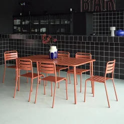 Conjunto de jardim com mesa bistrô de 160cm em aço com 6 cadeiras