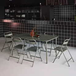 Conjunto de jardim com mesa bistrô dobrável de 160cm em aço com 6 cadeiras