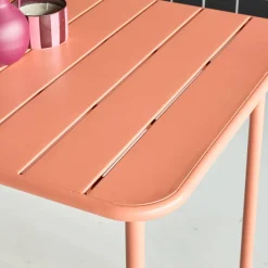 Conjunto de jardim com mesa bistrô de 120cm em aço com 4 cadeiras