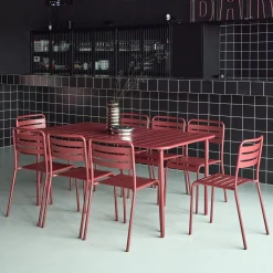 Conjunto de jardim com mesa bistrô de 160cm em aço com 8 cadeiras