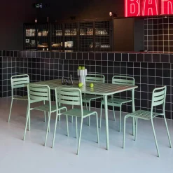 Conjunto de jardim com mesa bistrô de 160cm em aço com 6 cadeiras