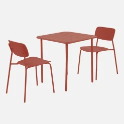 Conjunto de jardim com mesa de metal com 2 cadeiras