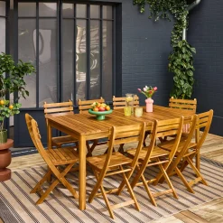 Conjunto de jardim com mesa de acácia com cantos arredondados com 8 cadeiras