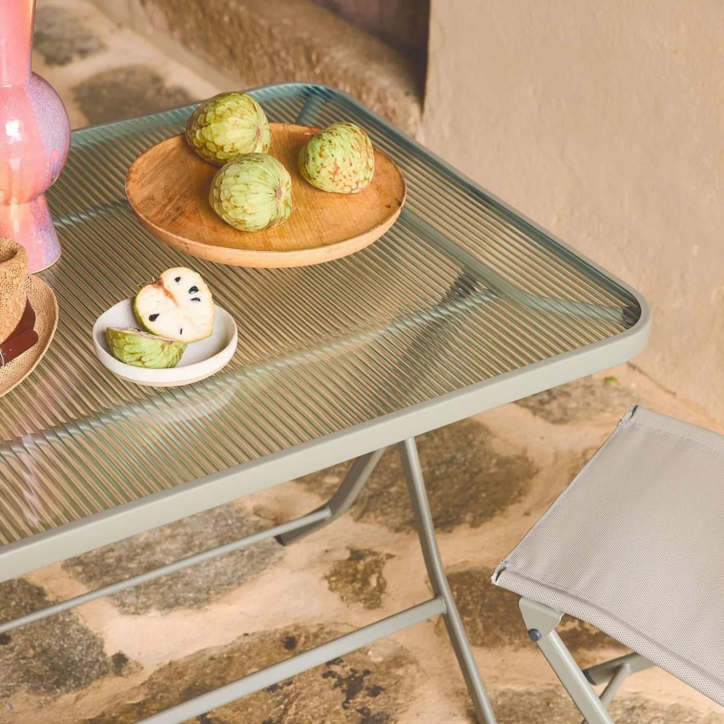 Conjunto de jardim com mesa dobrável de aço com 4 cadeiras