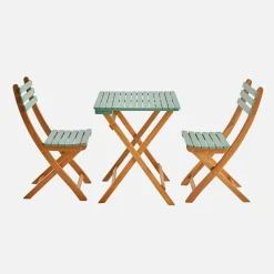 Conjunto de jardim com mesa em madeira de acácia com 2 cadeiras dobráveis