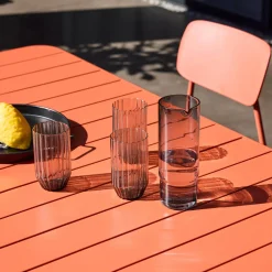 Conjunto de jardim com mesa em metal com 6 cadeiras