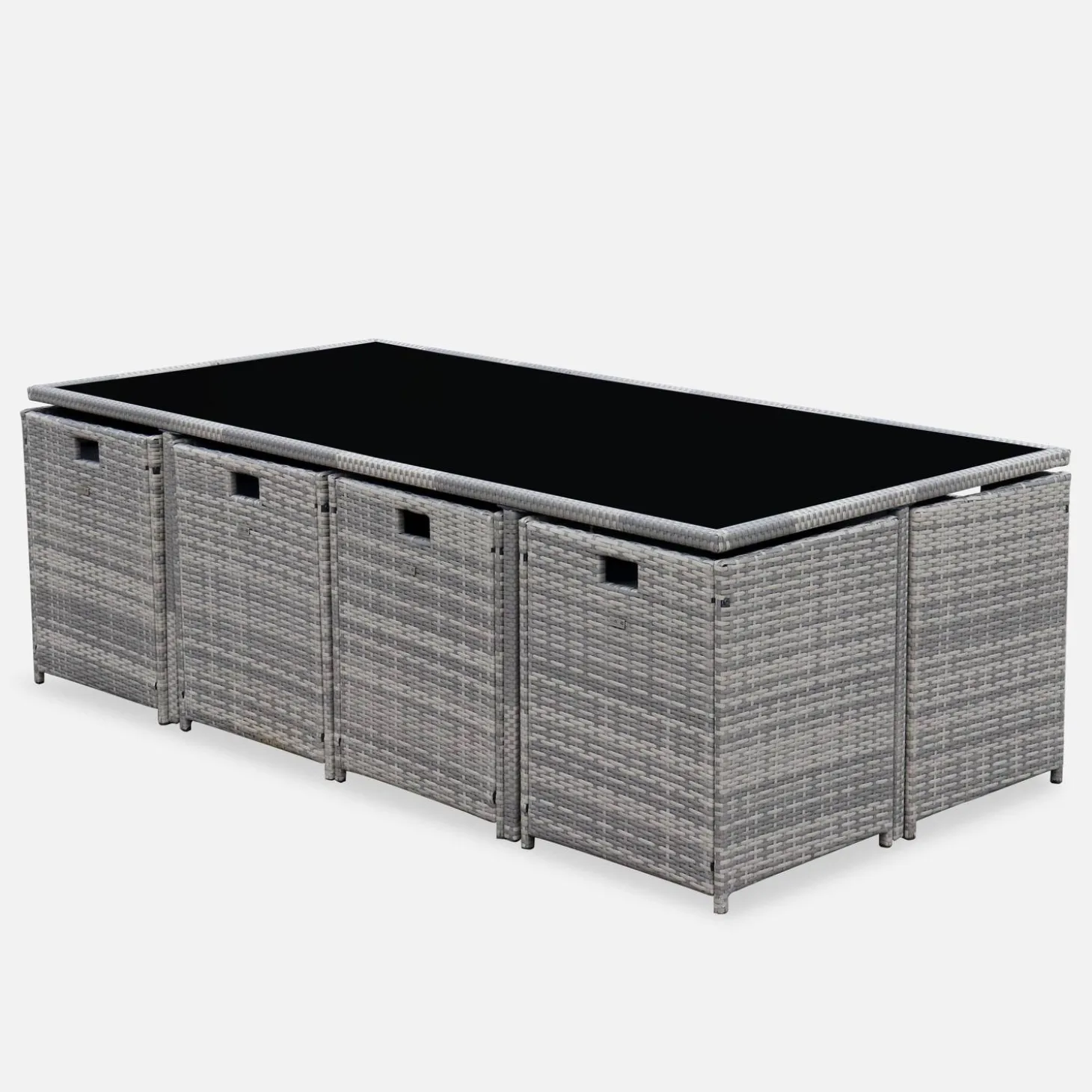 Conjunto de jardim com mesa em tecido de resina com 12 cadeirões + capa de proteção