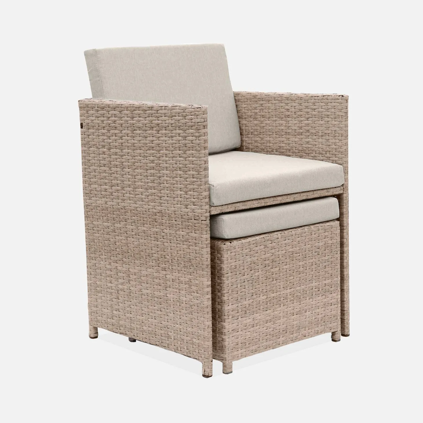 Conjunto de jardim com mesa em tecido de resina com 8 cadeirões