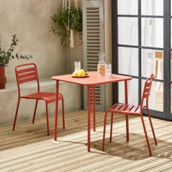 Conjunto de jardim com mesa em metal com 2 cadeiras