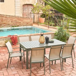 Conjunto de jardim com mesa extensível de alumínio com 6 cadeiras e 2 poltronas