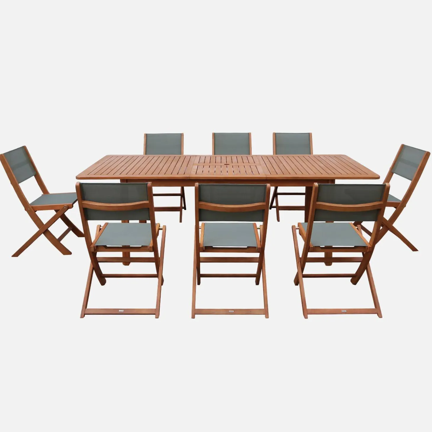Conjunto de jardim com mesa extensível em madeira de eucalipto com 8 cadeiras