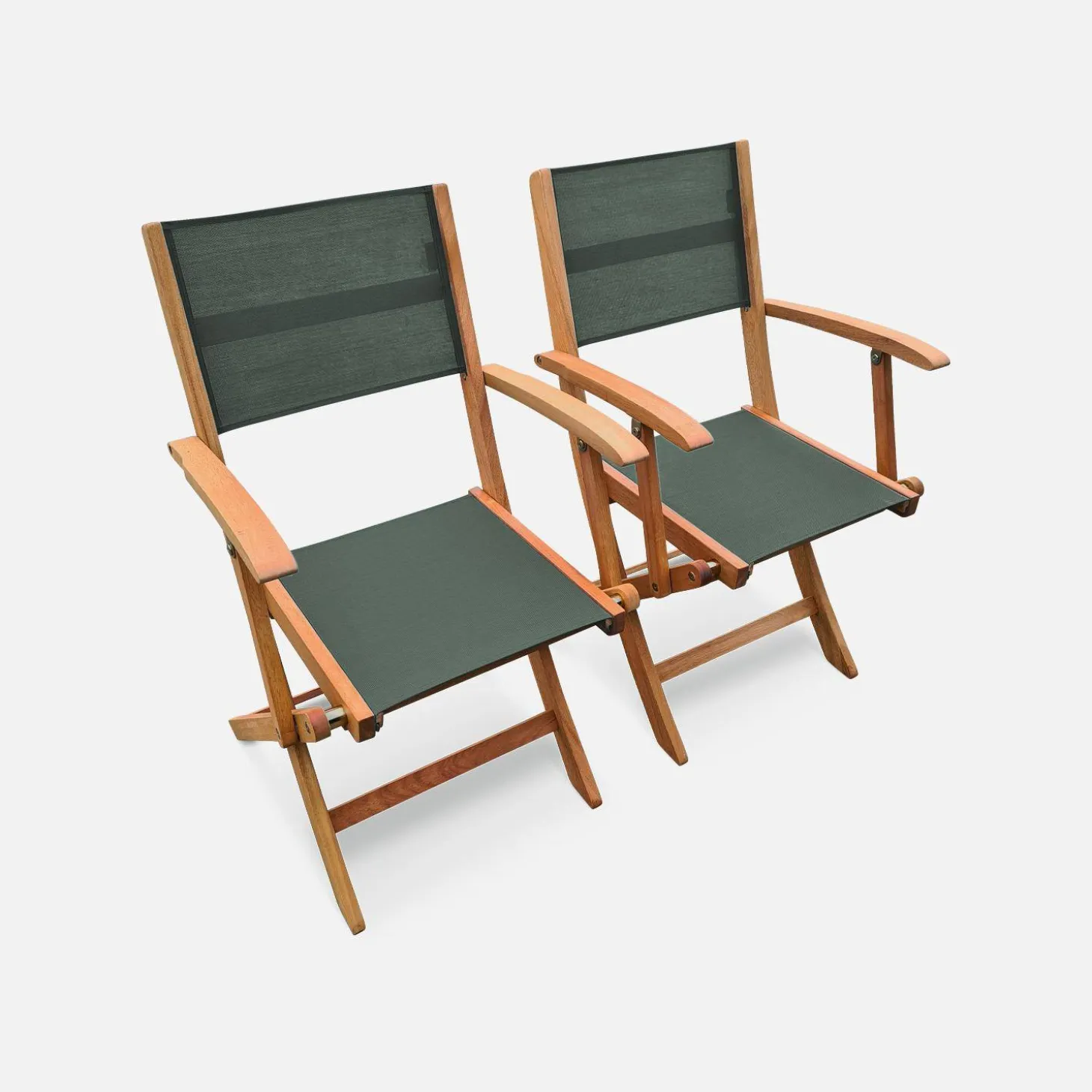 Conjunto de jardim com mesa extensível em madeira com 8 cadeiras