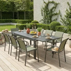 Conjunto de jardim com mesa extensível em alumínio e textilene com 8 cadeiras