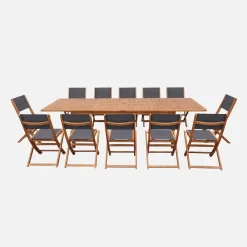 Conjunto de jardim com mesa extensível em madeira de eucalipto com 12 cadeiras