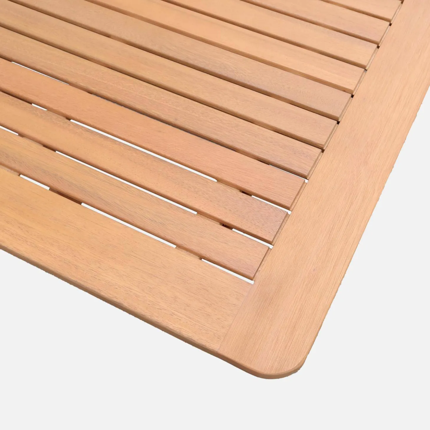 Conjunto de jardim com mesa extensível em madeira de eucalipto com 12 cadeiras