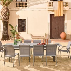 Conjunto de jardim com mesa extensível de alumínio com 8 cadeiras e 2 poltronas